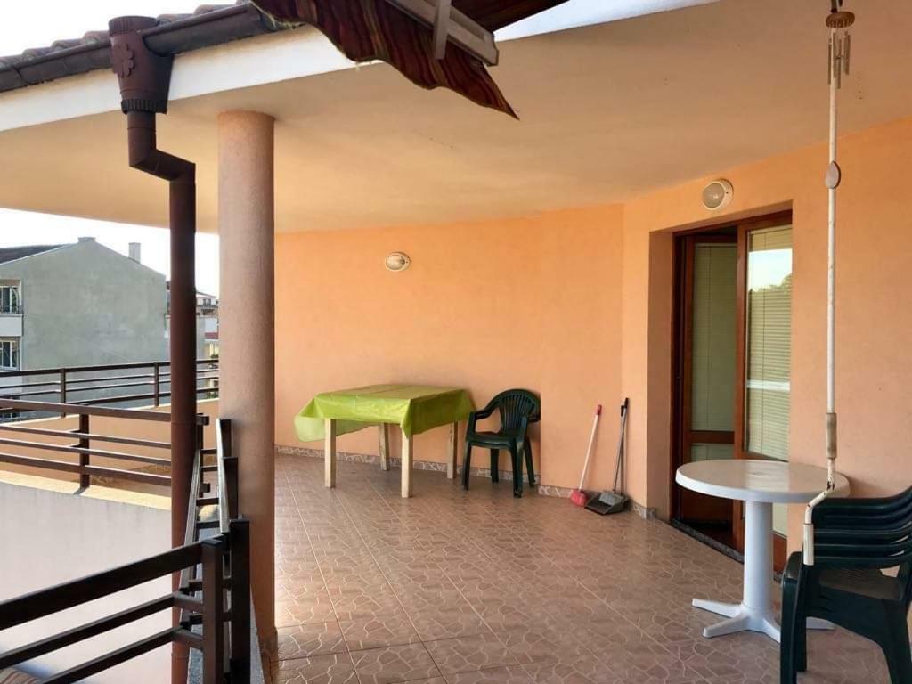 Студиа Мансарда Ненови Pomorie Ngoại thất bức ảnh